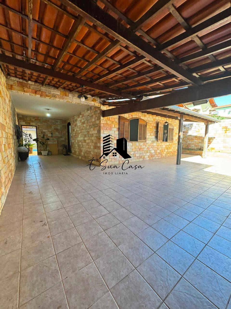 Casa, 4 quartos, 360 m² - Foto 1