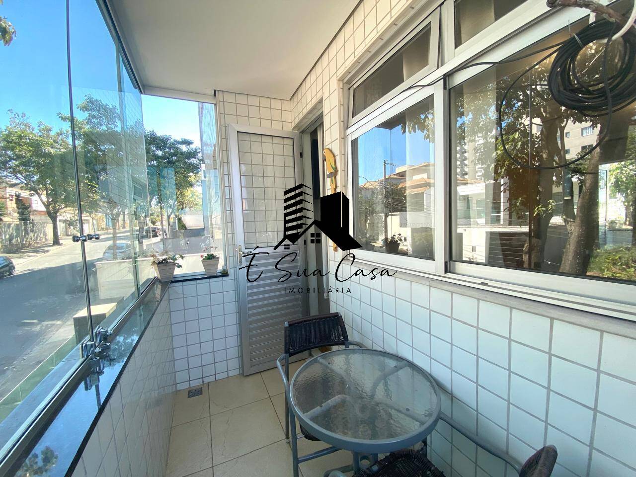 Apartamento para alugar com 3 quartos, 150m² - Foto 18