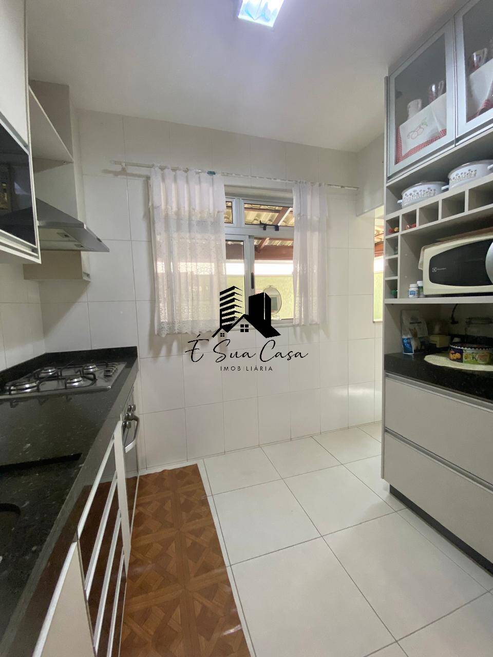 Apartamento para alugar com 3 quartos, 150m² - Foto 8