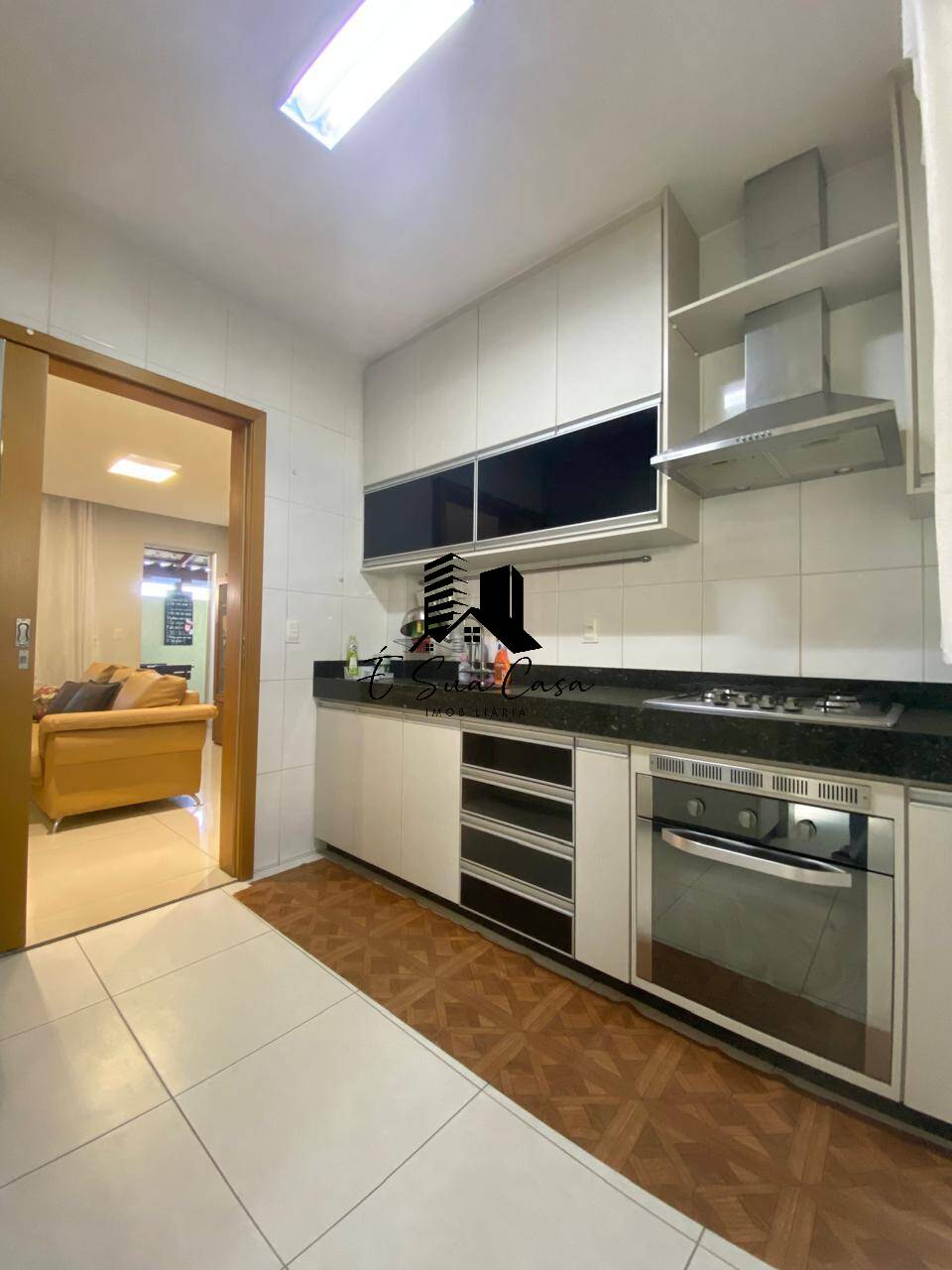 Apartamento para alugar com 3 quartos, 150m² - Foto 12