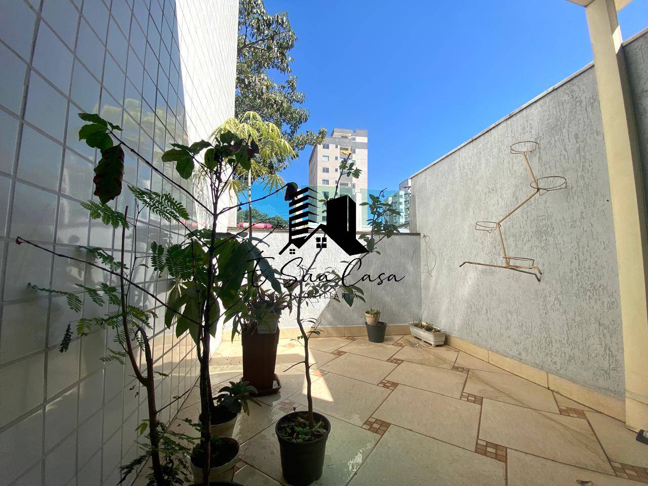 Apartamento para alugar com 3 quartos, 150m² - Foto 33