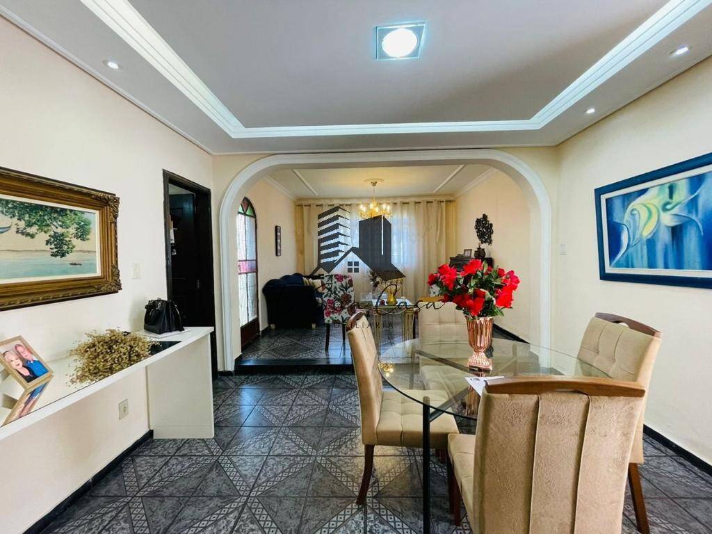 Casa, 4 quartos, 331 m² - Foto 11