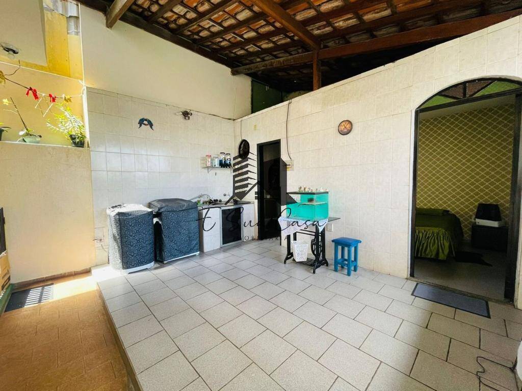 Casa, 4 quartos, 331 m² - Foto 32