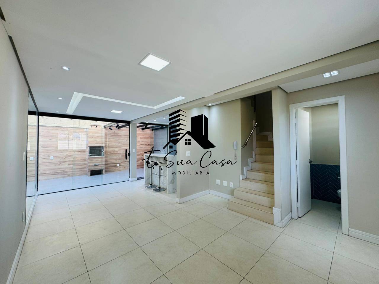 Casa, 3 quartos, 130 m² - Foto 1